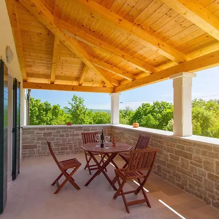 Nyaraló Bella Hreljići